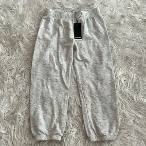 NWT, Monrow, Girls, Sweatpants‎ with elastic waist and ankles